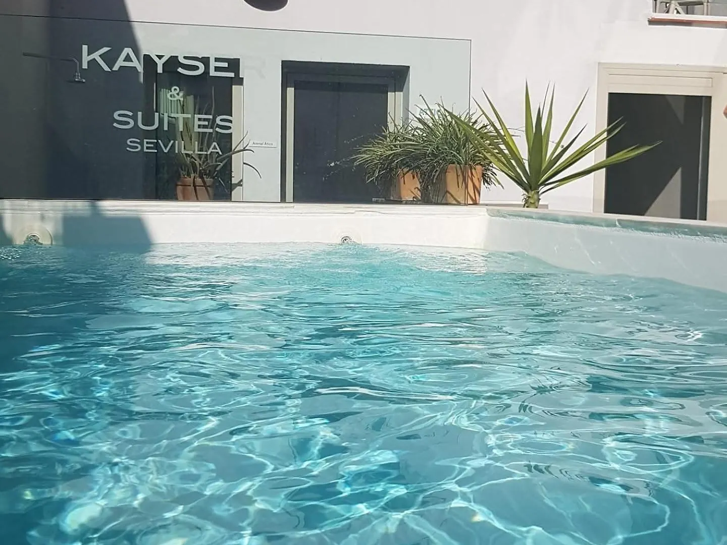 Kayser Premium Suites Seville 0*,